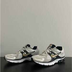 Vintage Nike Sneakers, size 9.5